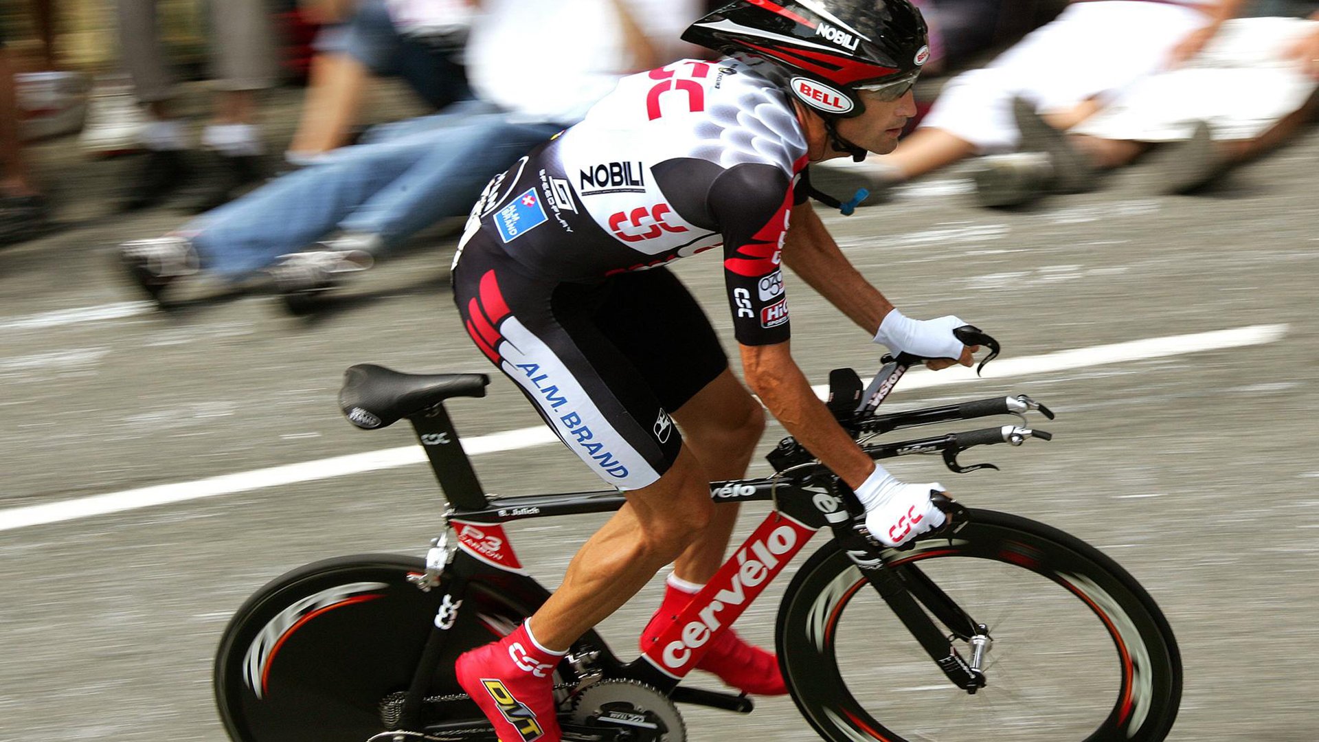 体育新闻中心发布国家运动员注册开放窗口时间，运动员注册官网